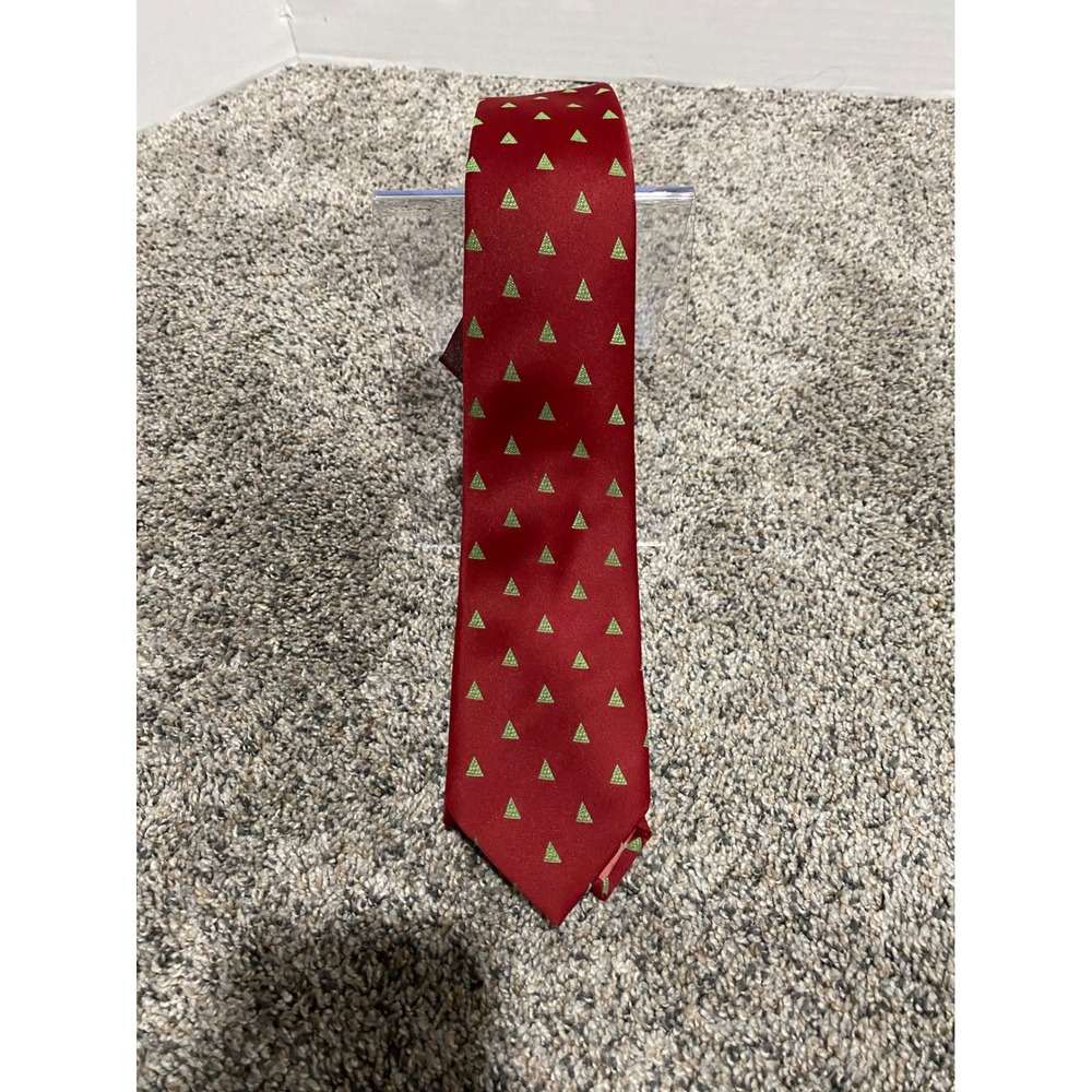 Necktie Avon Mens Red Fair Vintage 1985 Christmas Tree Geometric OS